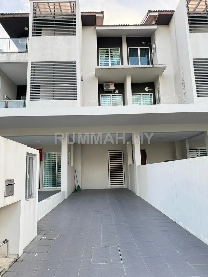 3-bedroom house in Simpang Ampat, Penang for sale — Townhouse at Raintree Park,Bandar Tasek Mutiara