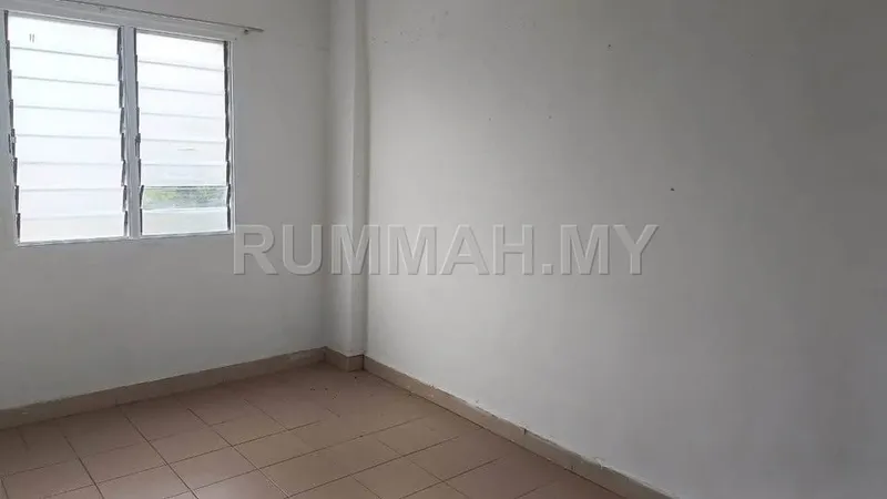 Desa Putra, Bayan Lepas | Corner Unit
