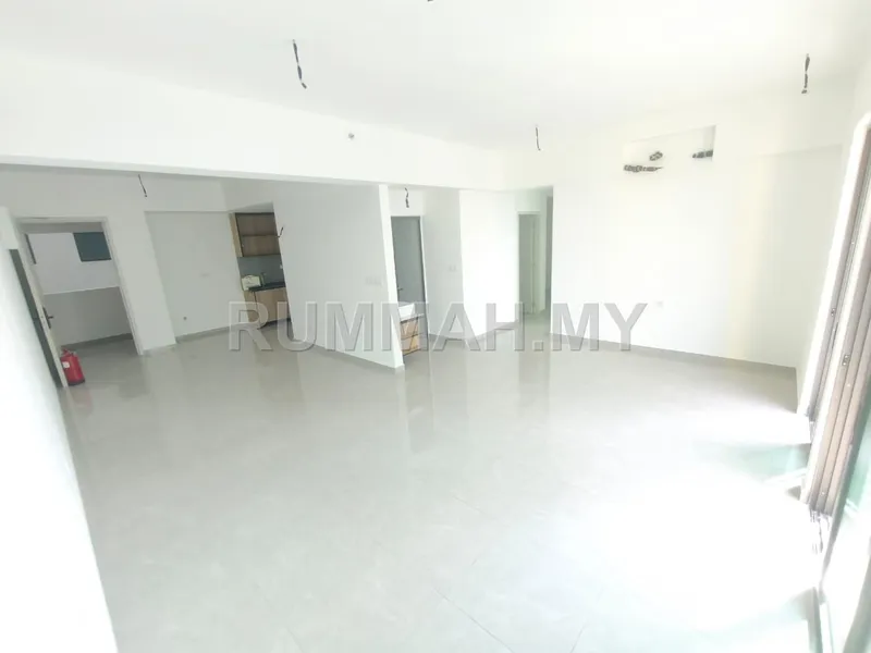 4-bedroom condo for sale in Batu Kawan, Penang