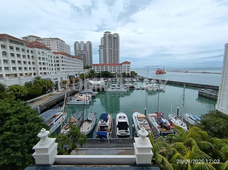 🌊 For Sale Seaside Luxury Living at Straits Quay