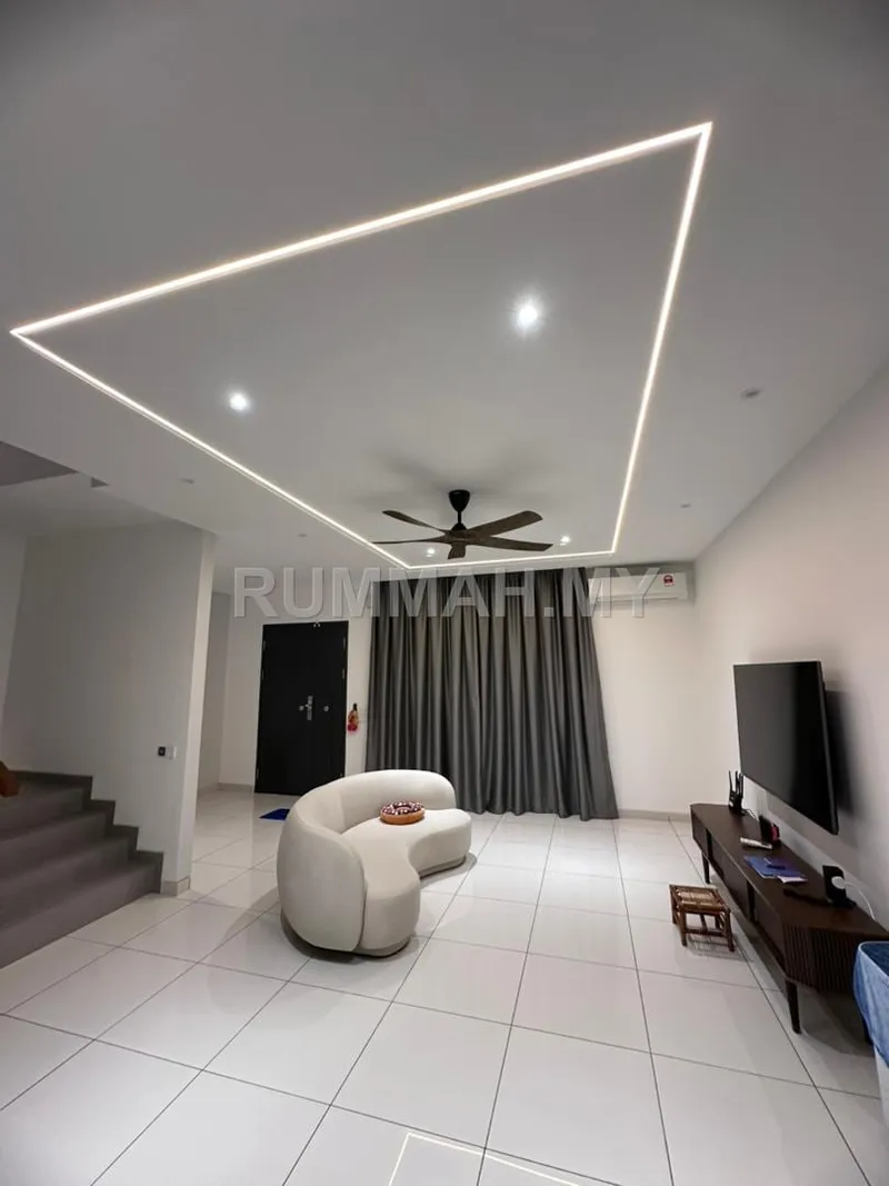 Jesselton Hills @Taman Jasa Intan 2-Storey Terrace 1738sf Fully Renovated Alma