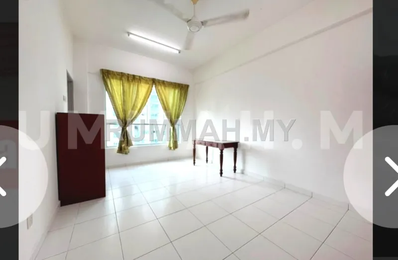 4-bedroom condo for sale in Relau, Penang - The Golden Triangle