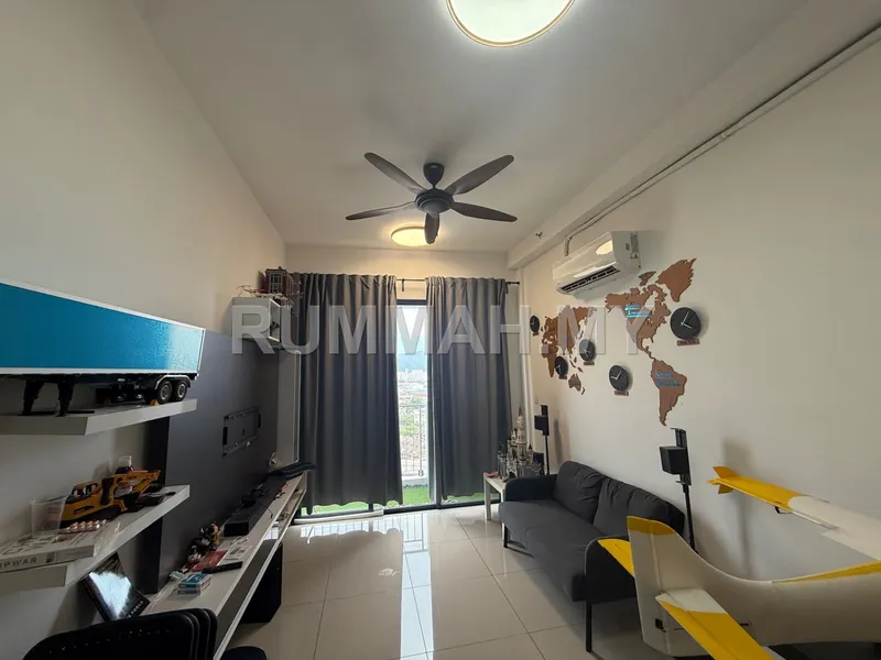 M-Vista Condo Middle Floor 841sf 2CP Partially Furnished Batu Maung