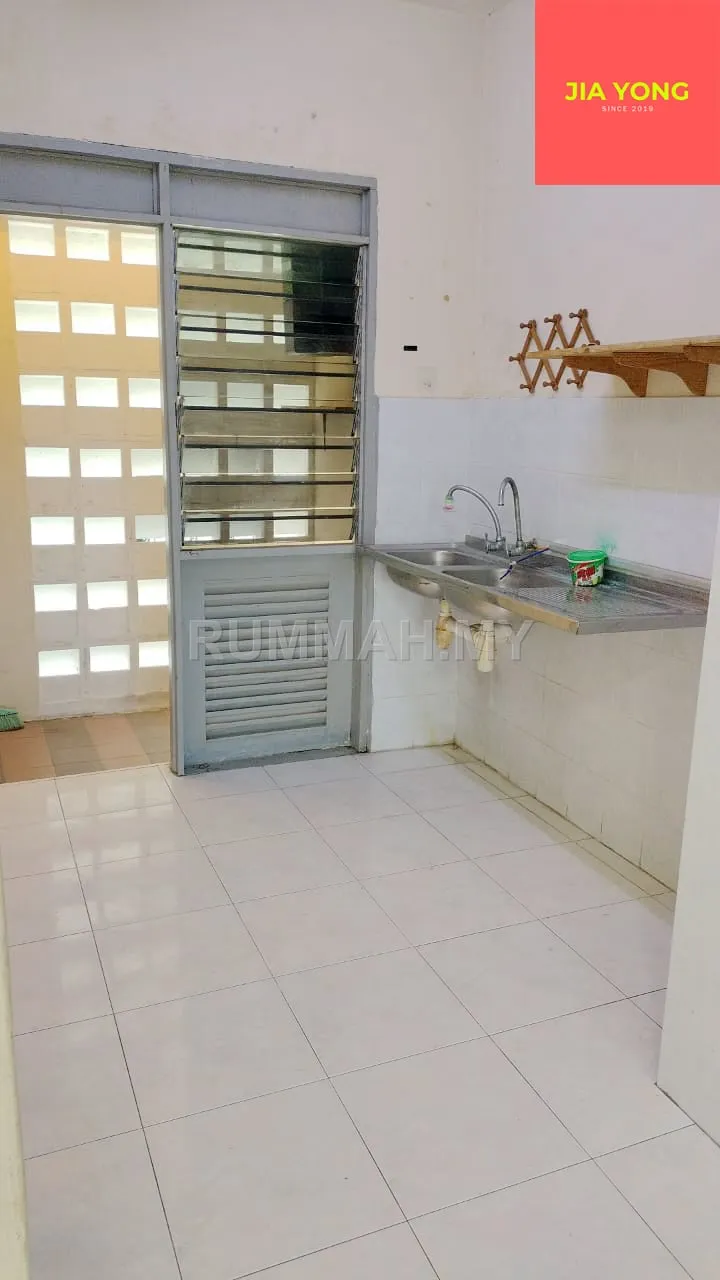 condo in Bukit Jambul, Penang — photo 2