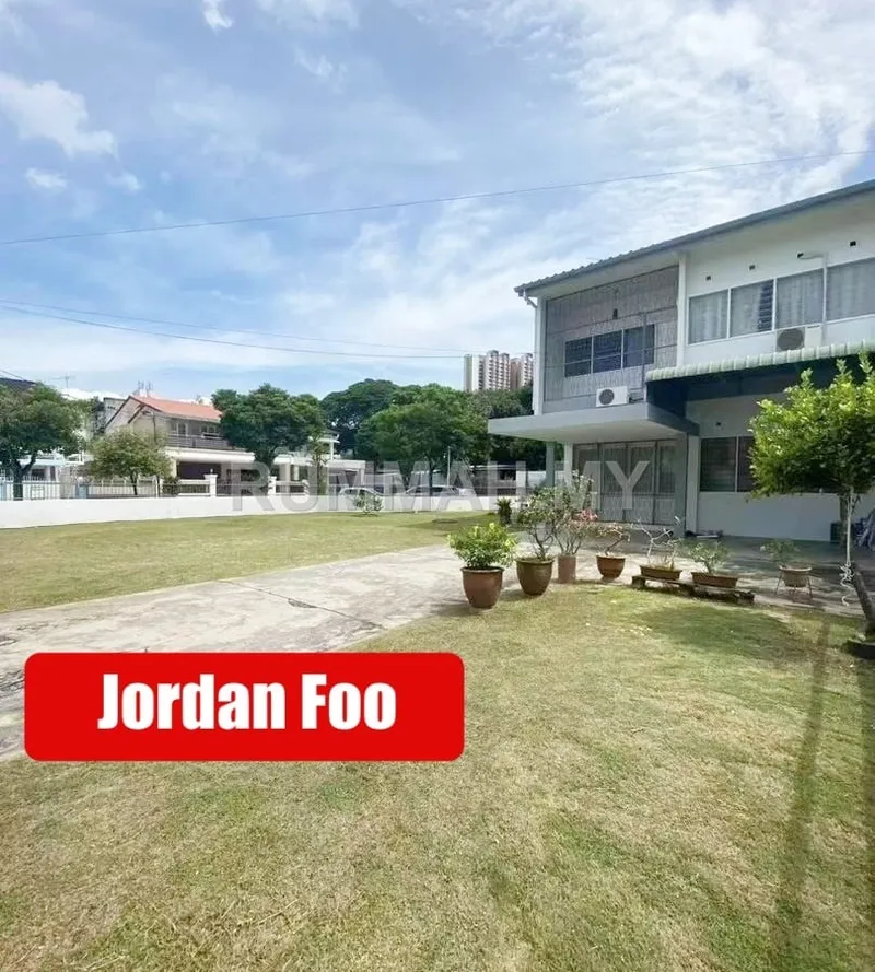 5-bedroom house in Jelutong, Penang for sale — CORNER 2 Storey Semi D Medan Terengganu Jelutong 6500sf Georgetown