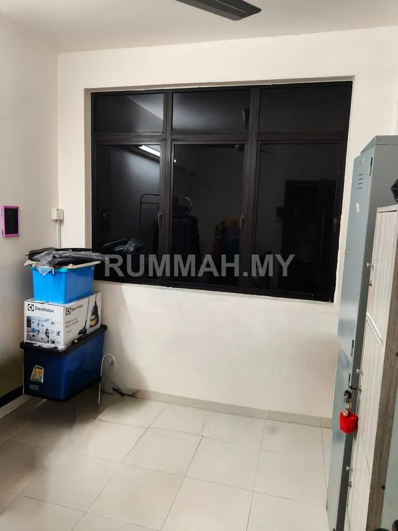 3-bedroom condo in Paya Terubong, Penang for sale — Apartment for Sale @ Majestic Height, Penang | Partially Furnished