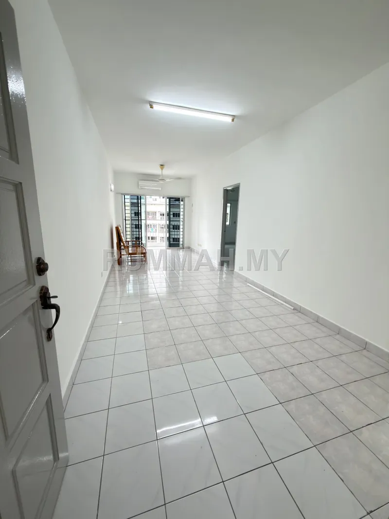 3-bedroom condo in Jelutong, Penang for sale — Seaview The ocean view Bandar Sri Pinang Kapal singh drive Jelutong