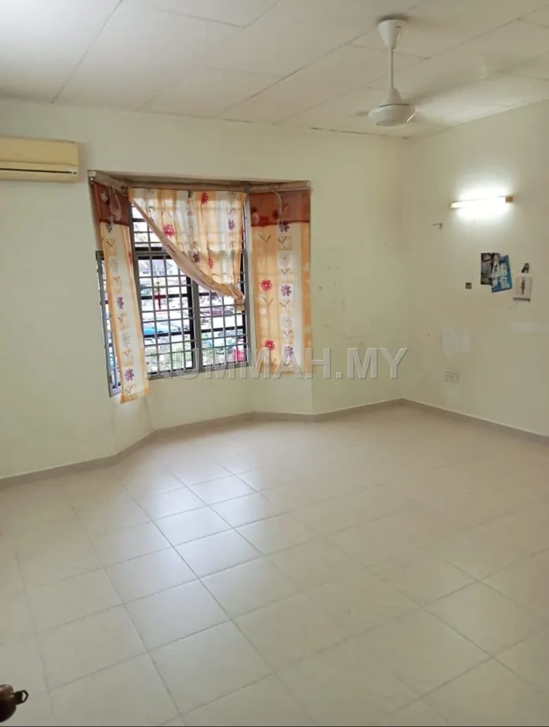 house in Bukit Jambul, Penang — photo 3