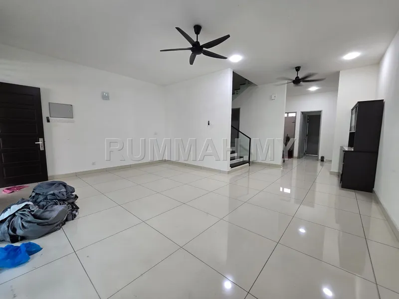 Bukit Minyak Permai 2.5 Storey House For Sale (Below Price)