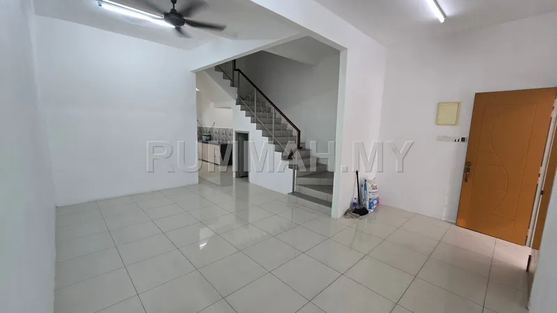 Butterworth 3 Storey House For Sale (Sungai Puyu Gated &Guarded)