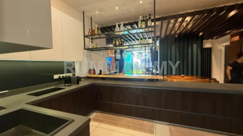 condo in Gelugor, Penang — photo 3