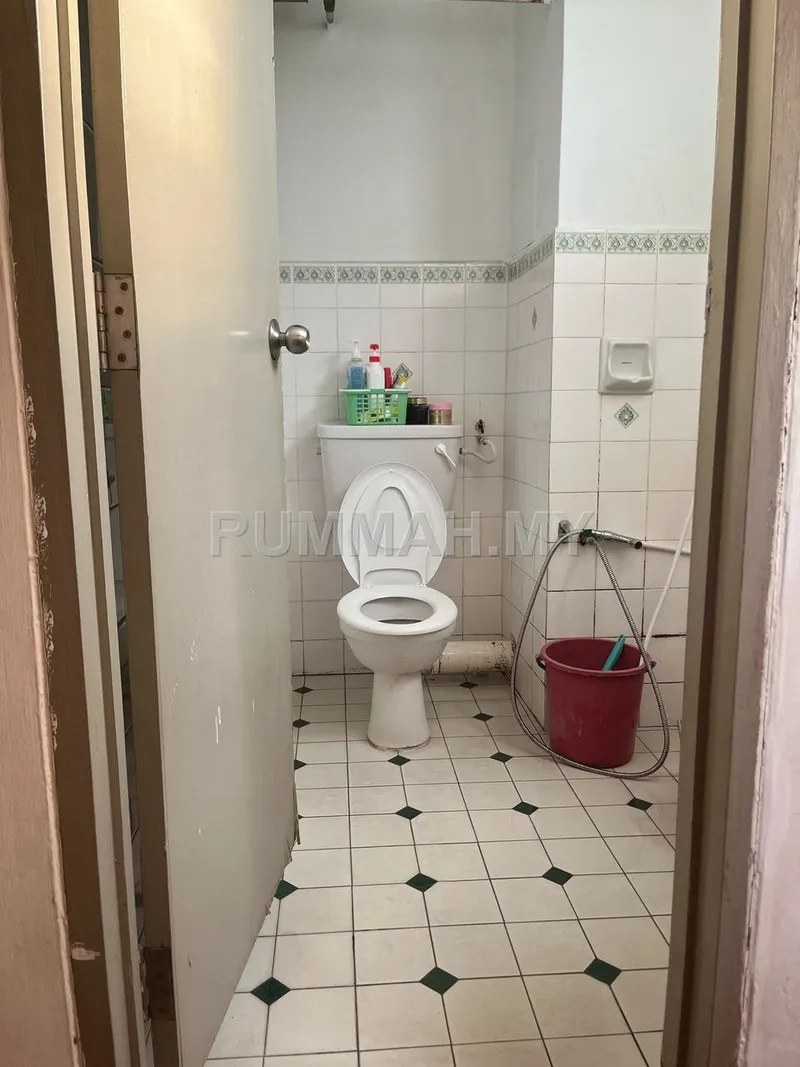 condo in Jelutong, Penang — photo 3