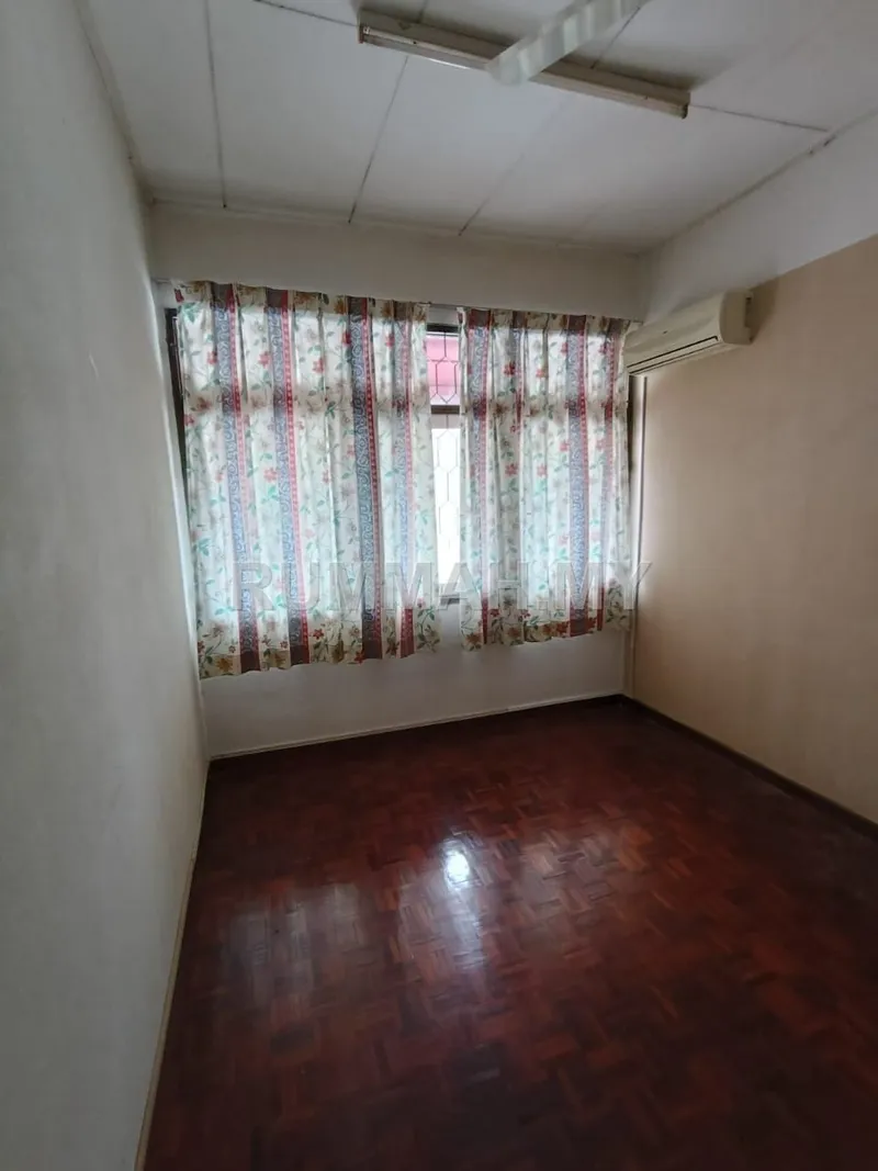 house in Sungai Ara, Penang — photo 2