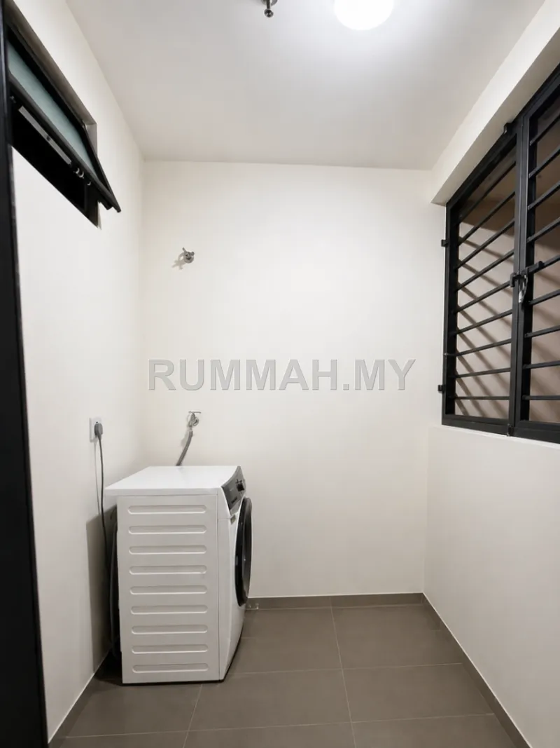 condo in Tanjung Tokong, Penang — photo 3