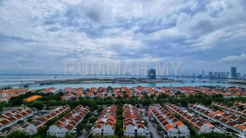condo in Tanjung Tokong, Penang — photo 2
