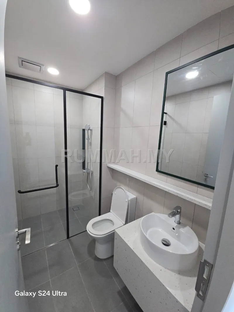 condo in Tanjung Tokong, Penang — photo 3