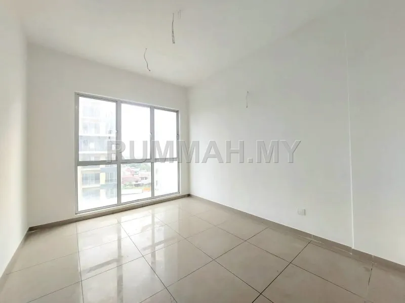 condo in Paya Jaras, Sungai Buloh, Selangor — photo 3
