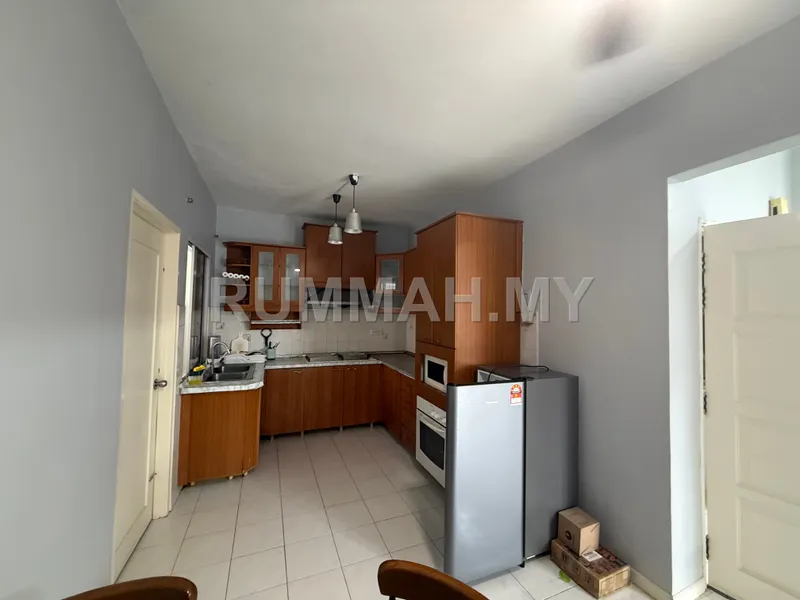 3-bedroom condo in Bayan Lepas, Penang for rent — Villa Emas Condo 850sf 1CP Fully Furnished Bayan Lepas