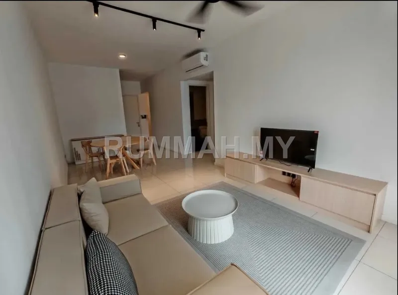 1-bedroom condo in Petaling jaya, Selangor for rent — Fully furnished studio unit for rent @ Tiara Kelana condominium 