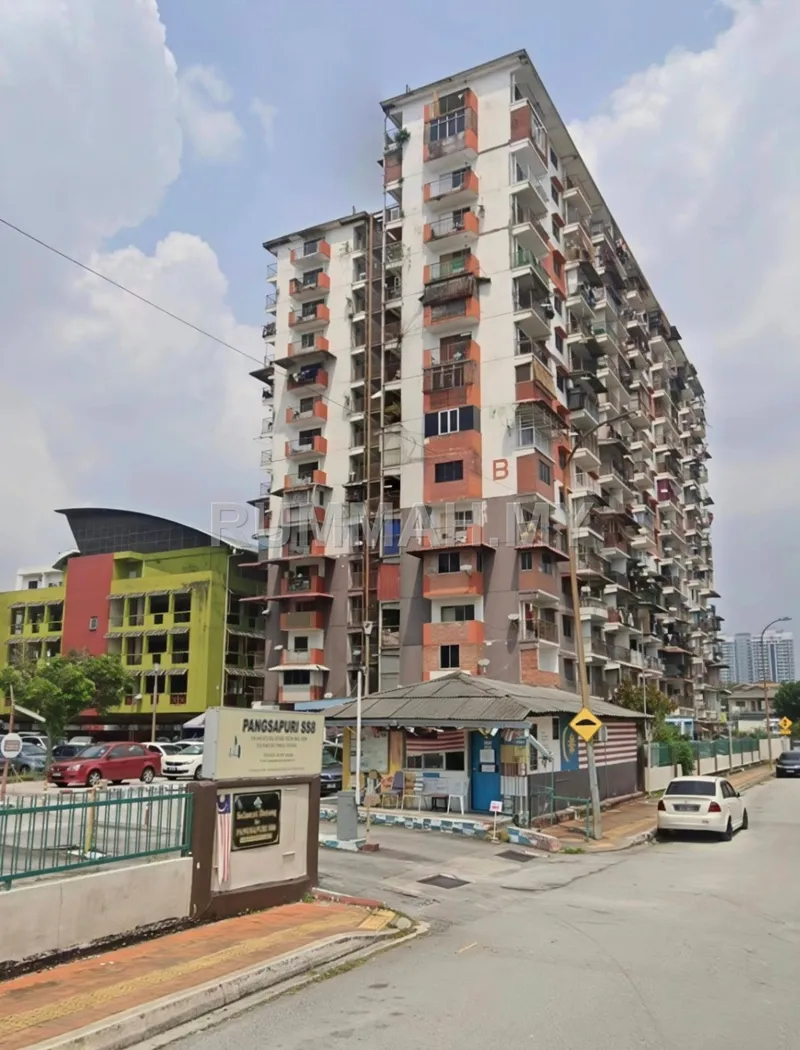 2-bedroom condo in Kelana Jaya, Selangor for sale — Level 9 With Strata Ready Unit Pangsapuri SS8 Kelana Jaya for Sale