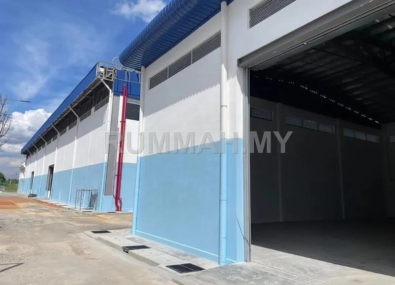 industrial in Shah Alam, Selangor — photo 2