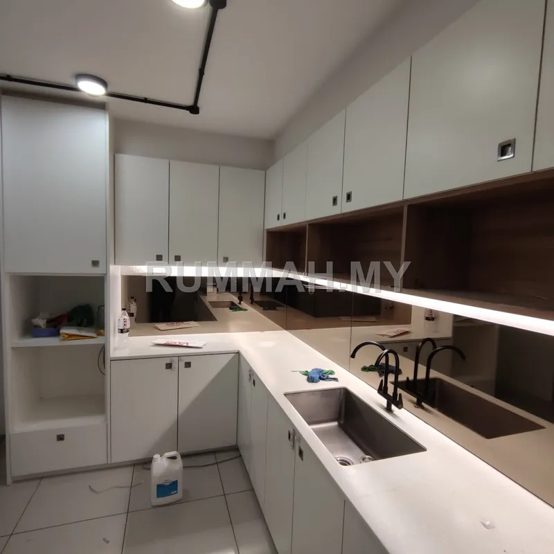 condo in Taman Mas Puchong, Selangor — photo 3