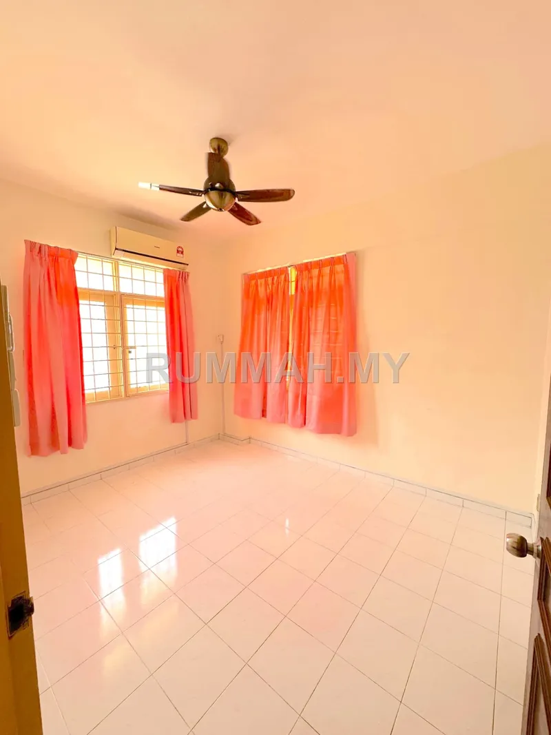 condo in Jelutong, Penang — photo 3