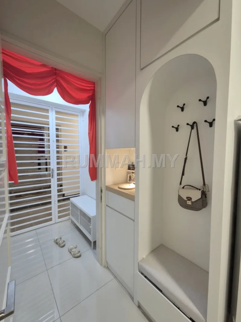 condo in Gelugor, Penang — photo 3