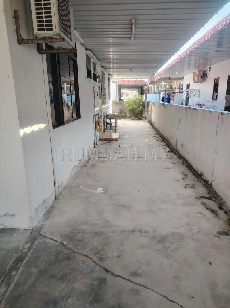 house in Bukit Minyak, Penang — photo 2