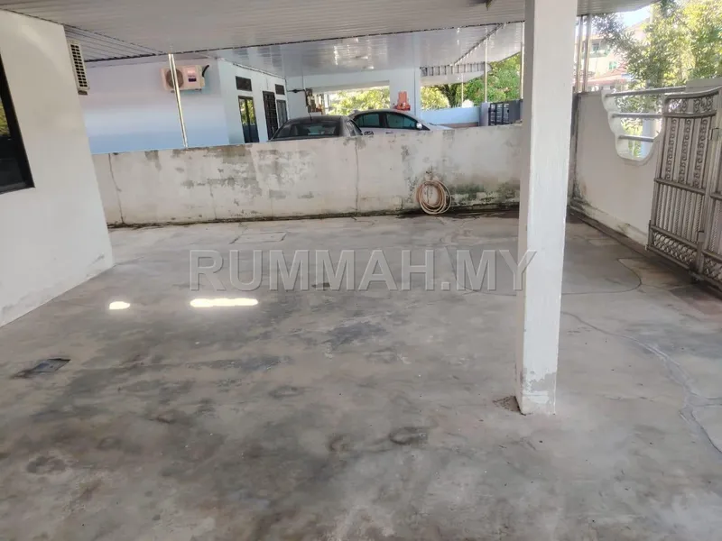 house in Bukit Minyak, Penang — photo 3