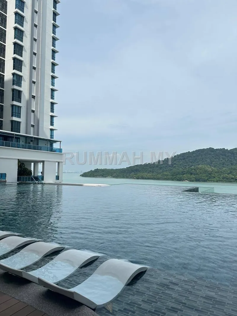 2-bedroom condo in Bayan Lepas, Penang for rent — Condo for Rent @ Queen Residence, Bayan Lepas | Fully Furnished