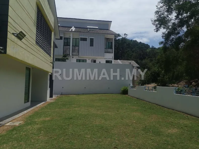 house in Batu Maung, Penang — photo 2