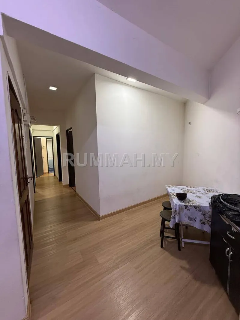 condo in Pulau Tikus, Penang — photo 3