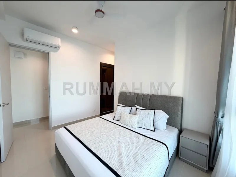 condo in Gelugor, Penang — photo 3