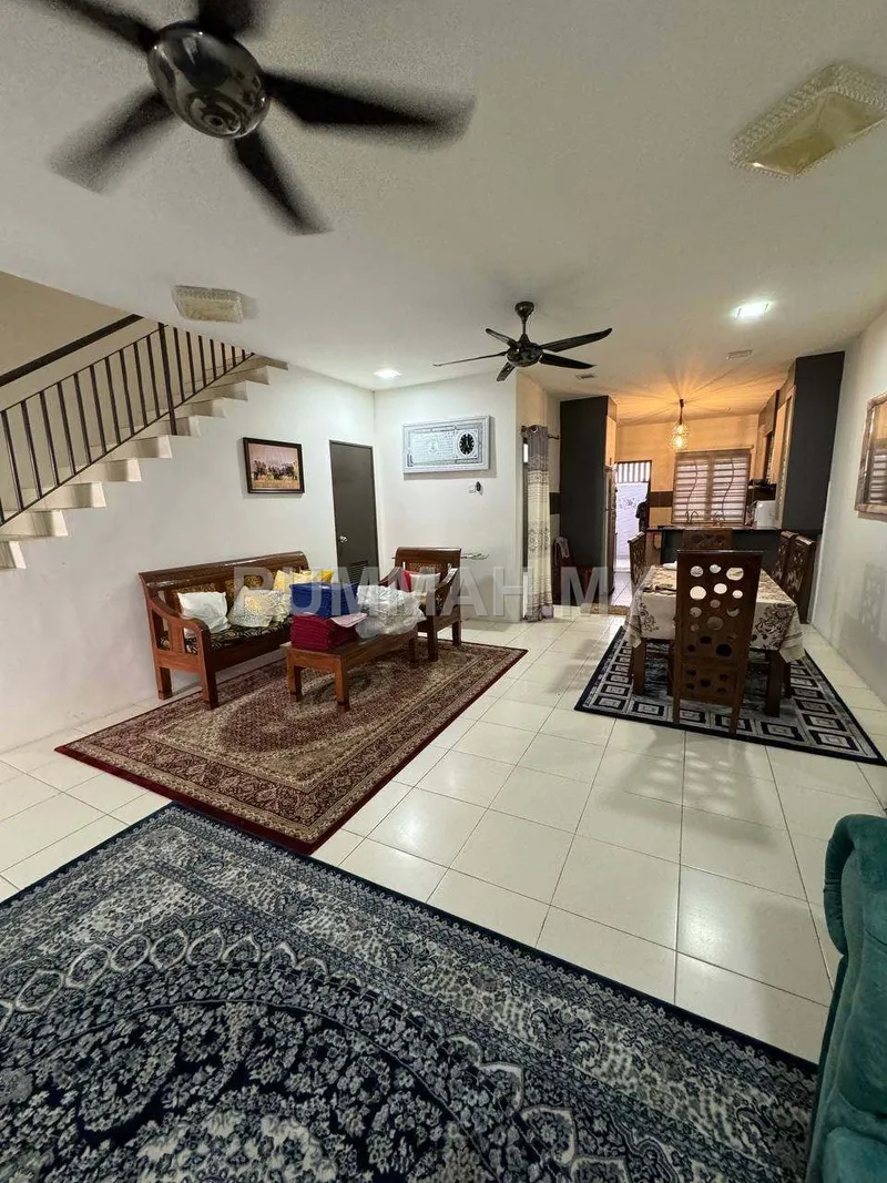 4-bedroom house in salak tinggi, Selangor for rent — Double Storey Terrace Taman Indah KLIA,   Salak Tinggi, Sepang