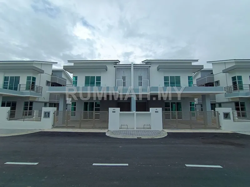 house in Sungai Nibong, Penang — photo 3