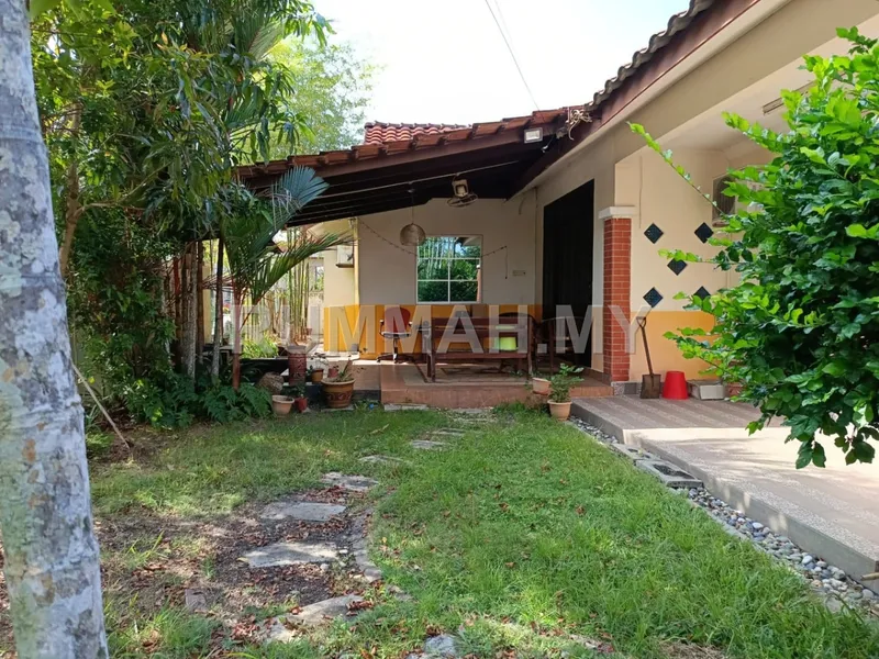 house in Kepala Batas, Penang — photo 3
