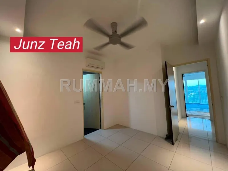 condo in Sungai Ara, Penang — photo 2
