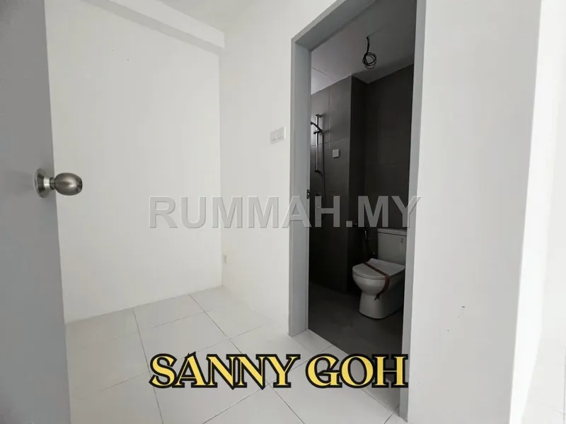 condo in Bukit Jambul, Penang — photo 3