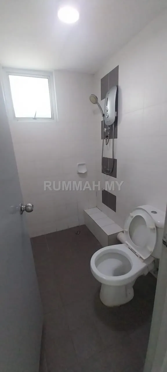 condo in Sungai Ara, Penang — photo 2