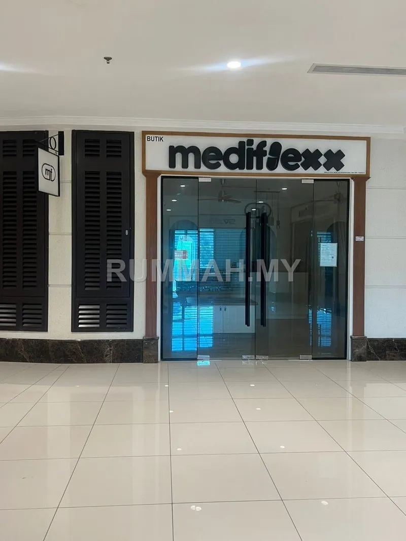 commercial in putrajaya, Selangor — photo 2