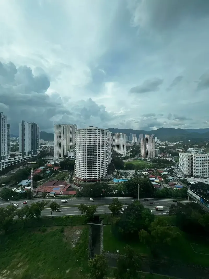 3-bedroom condo for sale in Gelugor, Penang - The Zen Condo Middle Floor Bayan Lepas