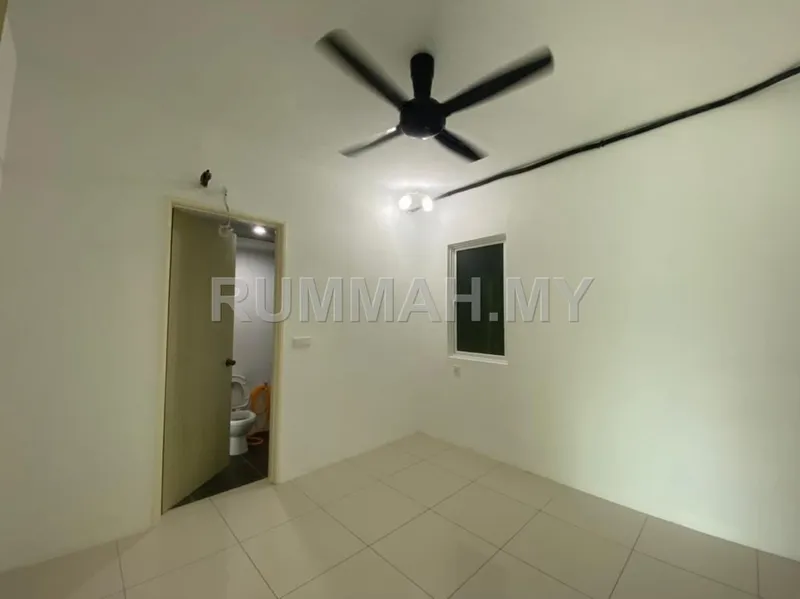 condo in Sungai Ara, Penang — photo 3