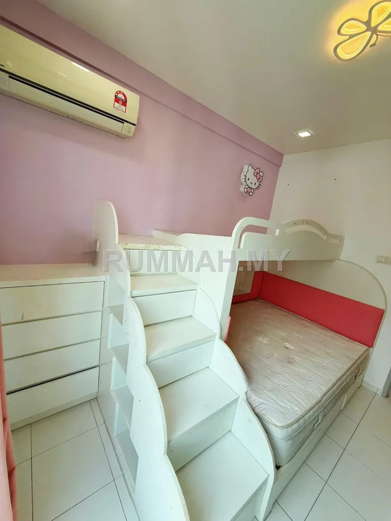 3-bedroom condo for sale in Relau, Penang - Condo @ Golden Triangle, Sungai Ara