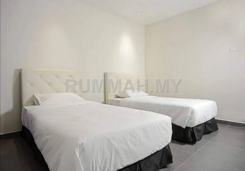 commercial in cyberjaya, Selangor — photo 2