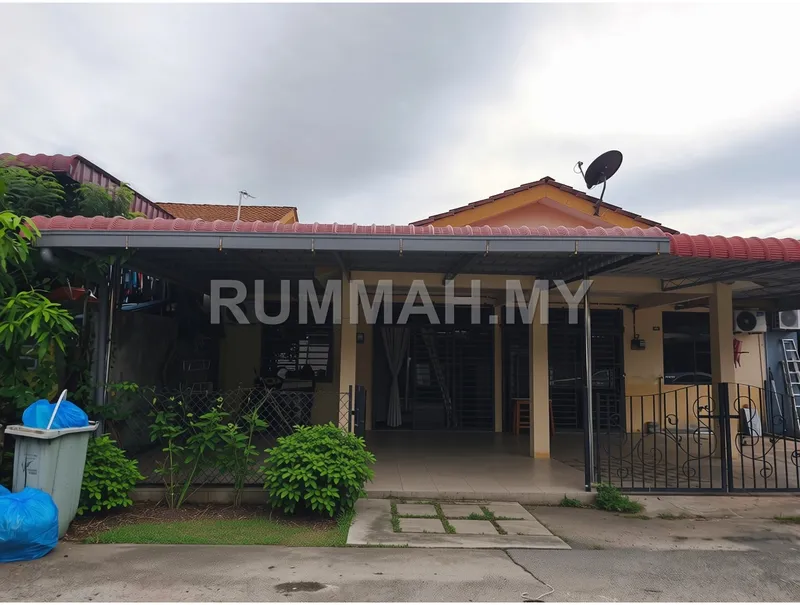 Teres Setingkat di Bandar Sri Astana untuk dijual