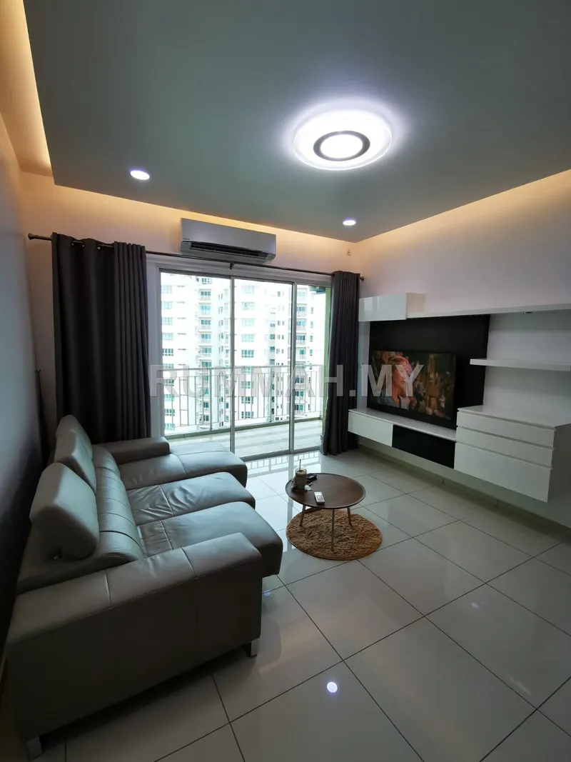 3-bedroom condo in Sungai Ara, Penang for rent — Fiera Vista High Floor for Rent @ Bayan Lepas Fully Furnish with 1 carpark