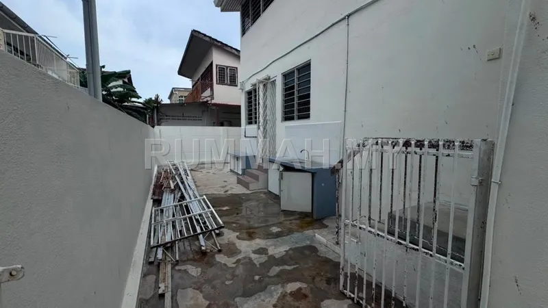 house in George Town, Penang — photo 3