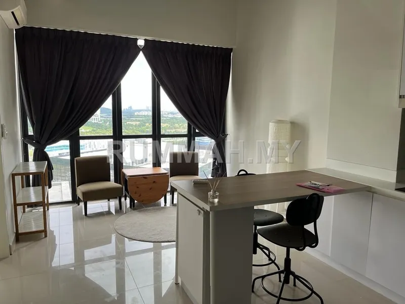 Fully Furnished 2-Bedroom Duplex Condo @ Third Avenue, Cyberjaya