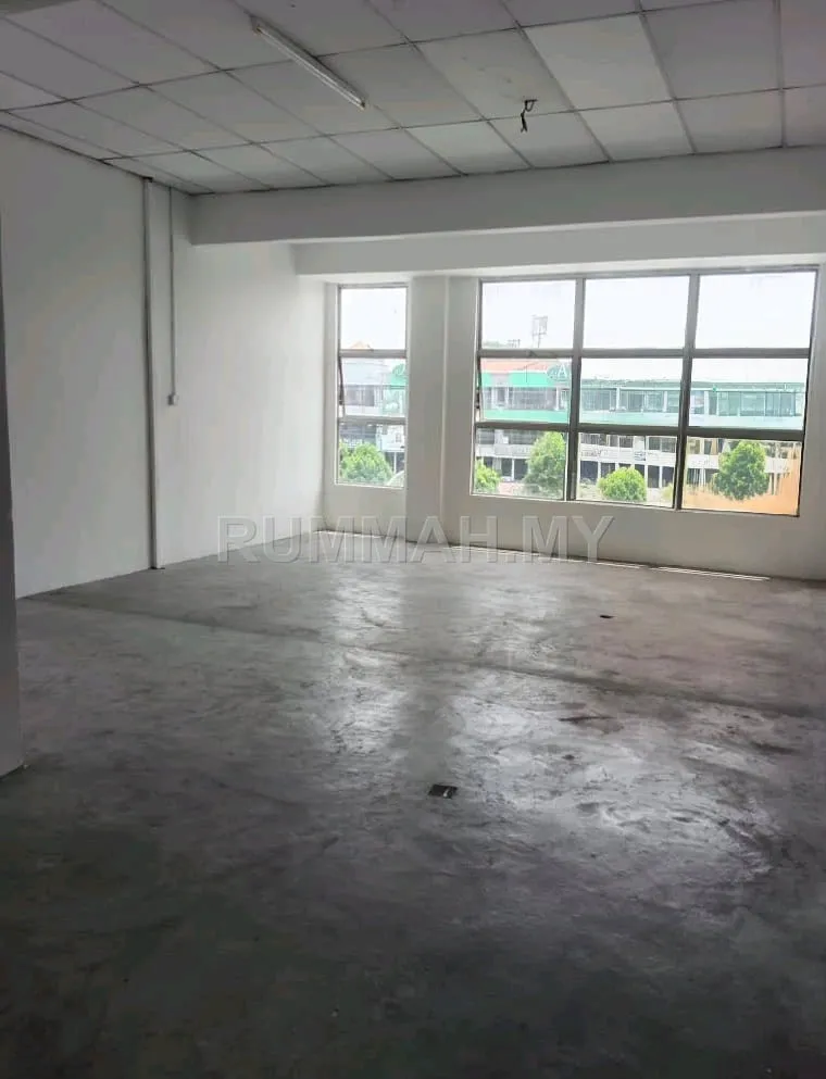 commercial in Klang, Selangor — photo 2